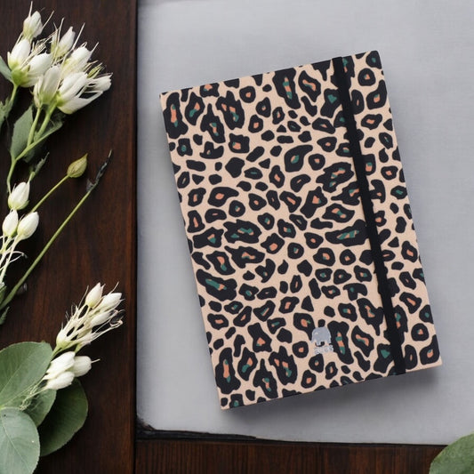 ラーバ・レオパード ヨガ手帳2026(TokyoYogaProject限定版)