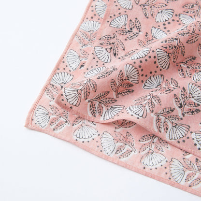 フラワー柄 インディアンブロックプリントハンカチ：インド製